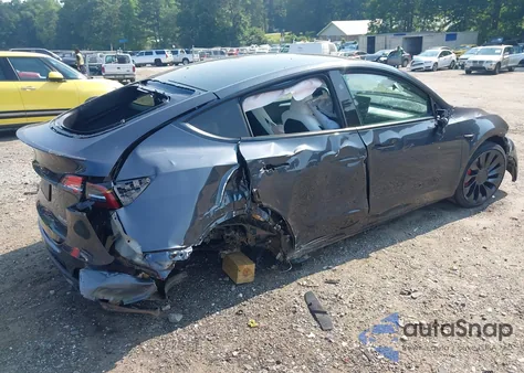 2024 Tesla Model Y Performance Dual Motor All-Wheel Drive из США, поврежденный, VIN 7SAYGDEF3RA312959